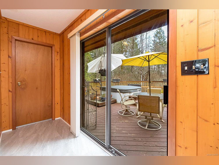 2298 Munn Road, Highlands, BC, V9E 1H5 - 43