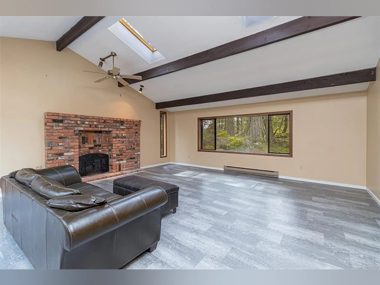 2298 Munn Road, Highlands, BC, V9E 1H5 - 11