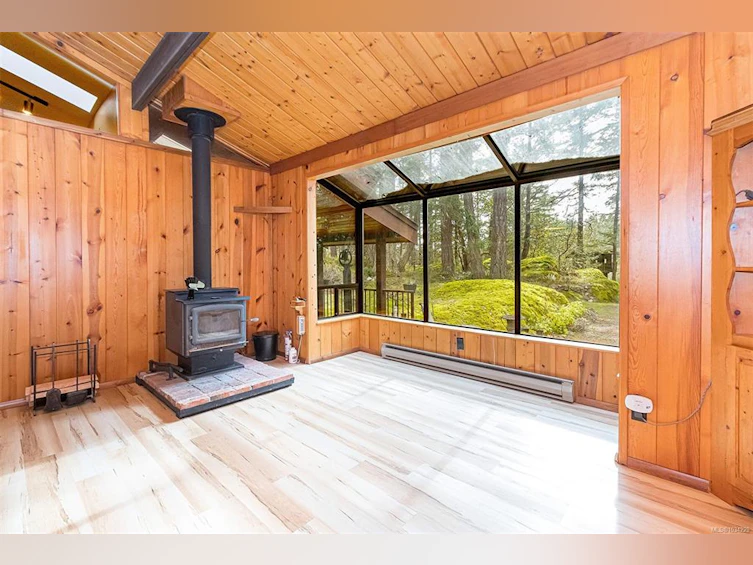 2298 Munn Road, Highlands, BC, V9E 1H5 - 20
