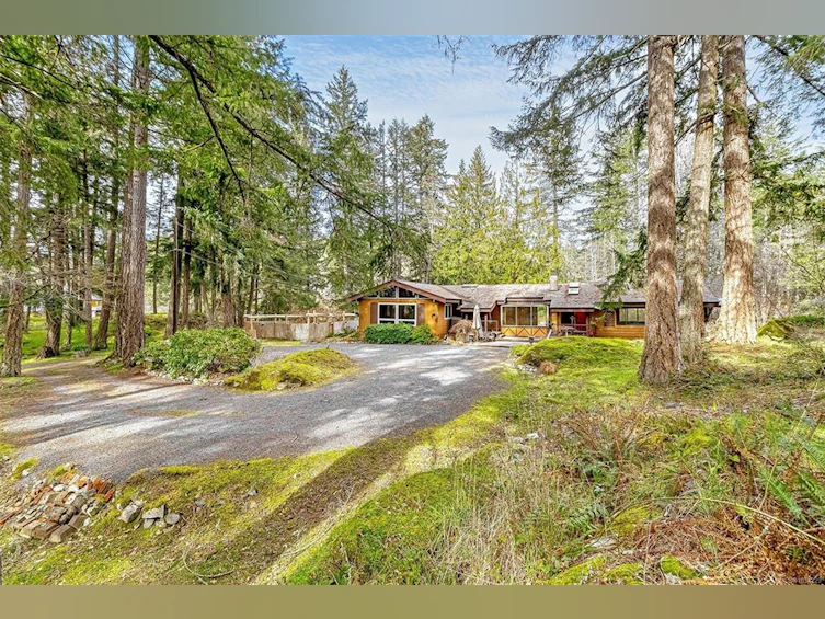 2298 Munn Road, Highlands, BC, V9E 1H5 - 60