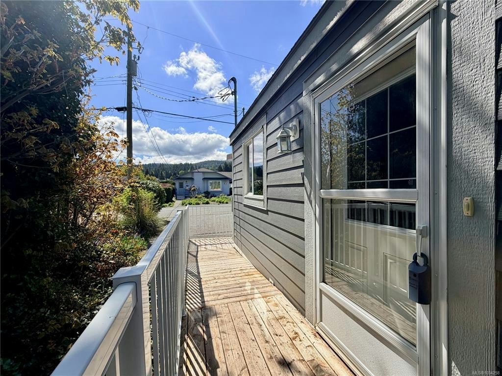1322 Birchwood Road