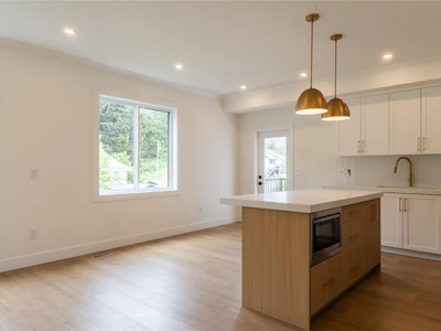 561 Belford Place - 4