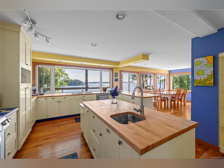 1560 Brebber Road, Nanaimo, BC, V9R 5K2 - 12