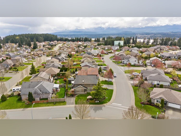 2403 Tiger Moth Place, Comox, BC, V9M 4J4 - 45