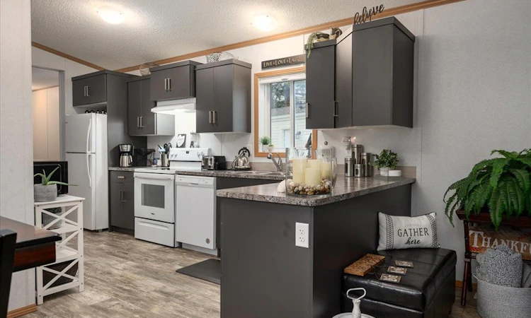 11-6820 Parklands Place