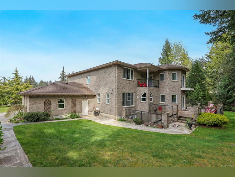 1781 Thurber Road, Comox, BC, V9M 1A4 - 3
