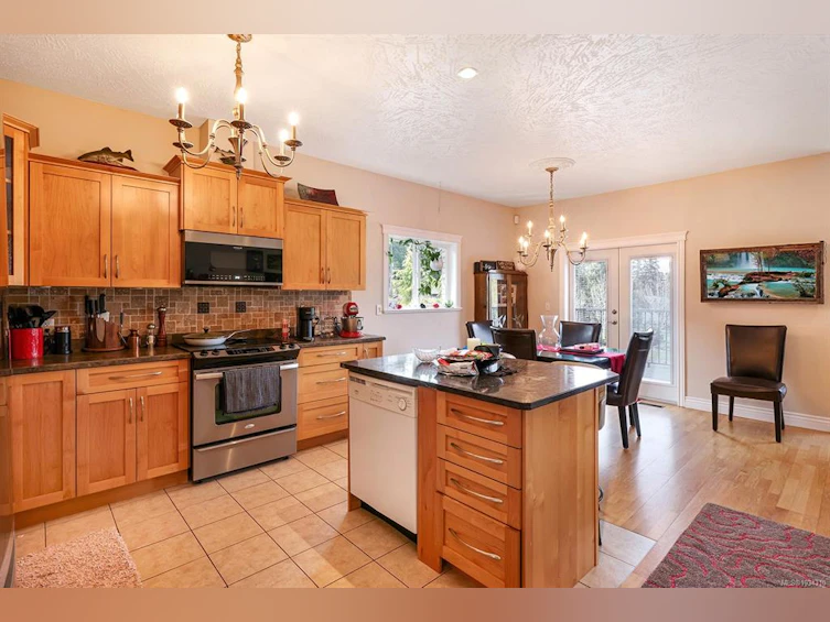 1781 Thurber Road, Comox, BC, V9M 1A4 - 25
