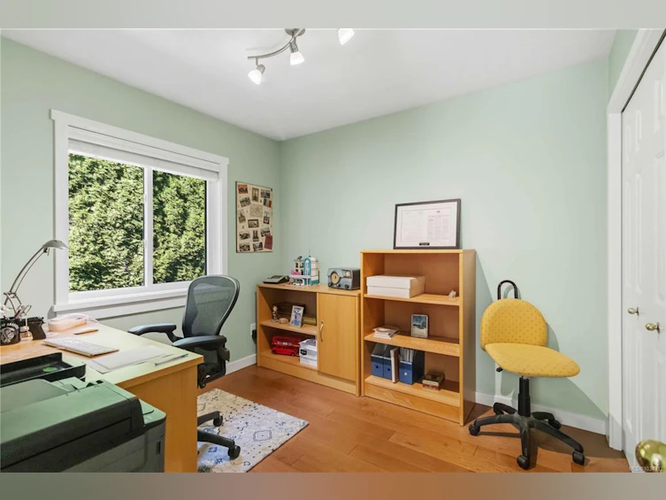 5195 Walema Court, Saanich, BC, V8Y 2T7 - 22