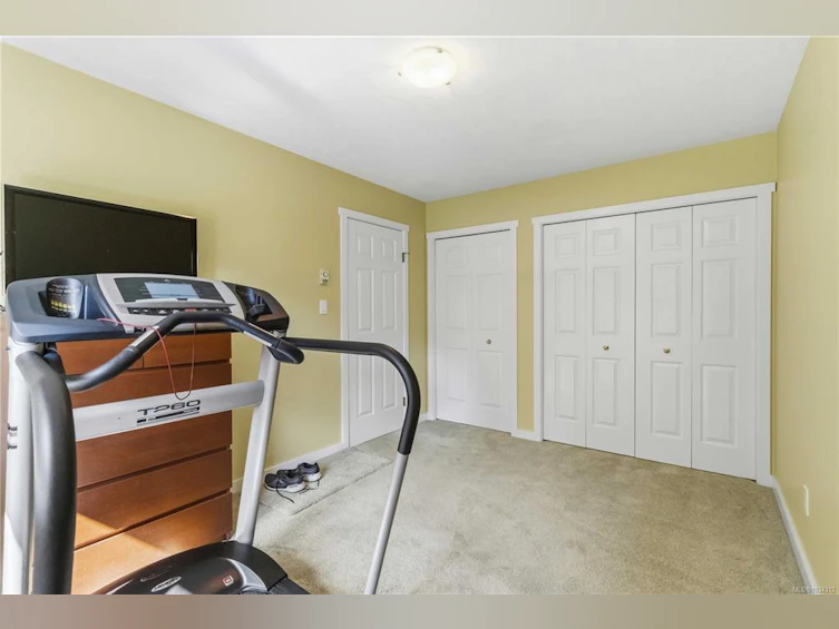 5195 Walema Court, Saanich, BC, V8Y 2T7 - 35