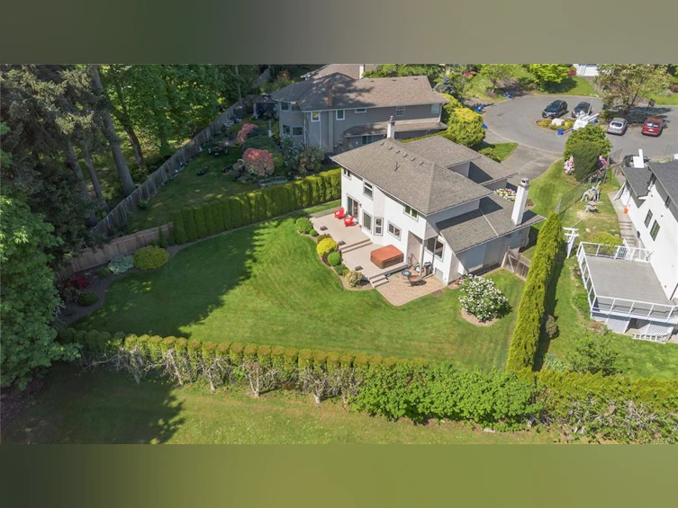 5195 Walema Court, Saanich, BC, V8Y 2T7 - 49