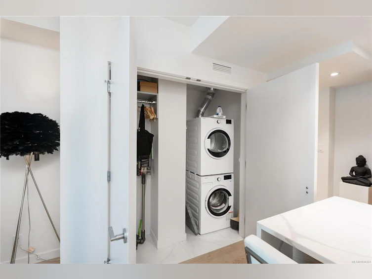 101-550 Michigan Street, Victoria, BC, V8V 0G3 - 9