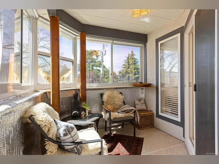 1-9875 Third Street, Sidney, BC, V8L 3A8 - 28