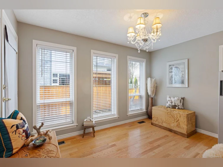 1-9875 Third Street, Sidney, BC, V8L 3A8 - 11