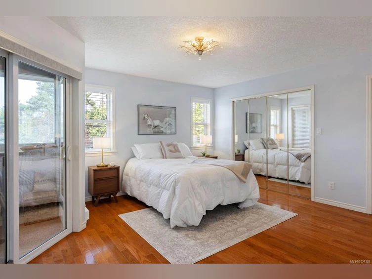 1-9875 Third Street, Sidney, BC, V8L 3A8 - 18