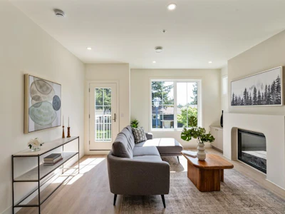 111-2770 Vantilburg Crescent - 4