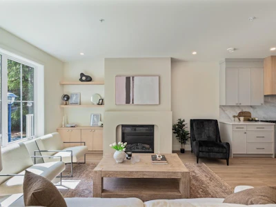 209-2770 Vantilburg Crescent - 2