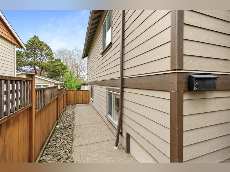 167 Little Eldon Place, Saanich, BC, V8Z 1E2 - 34