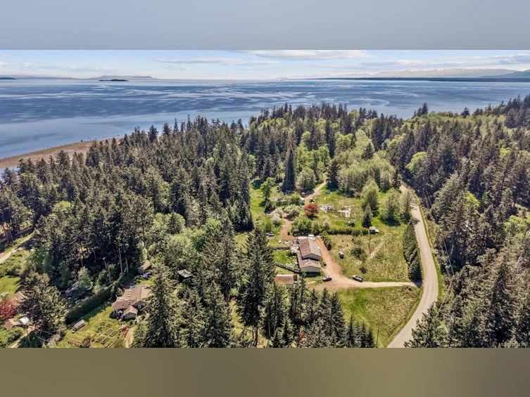 264 Sutil Road, Quadra Island, BC, V0P 0A8 - 5