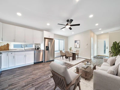 102-3499 Henry Road - 5