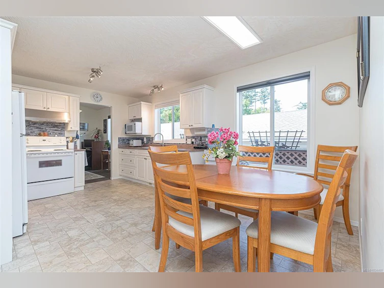 43 Eagle Lane, View Royal, BC, V9A 7M2 - 19