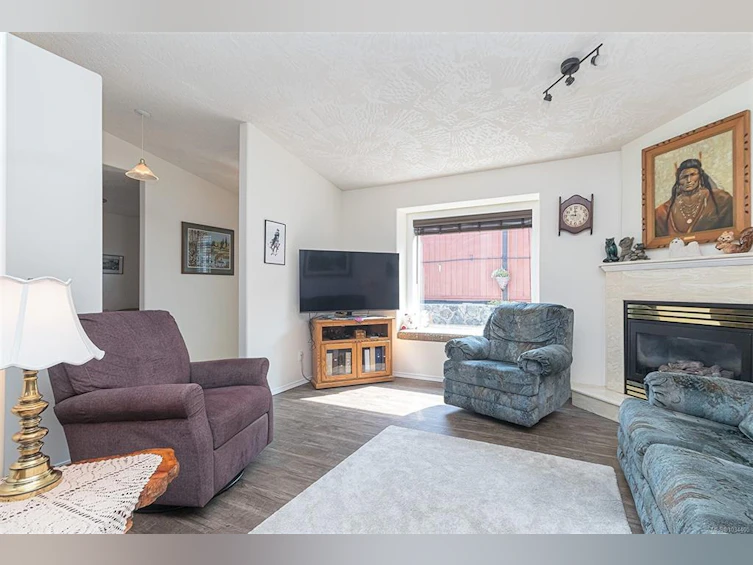 43 Eagle Lane, View Royal, BC, V9A 7M2 - 10