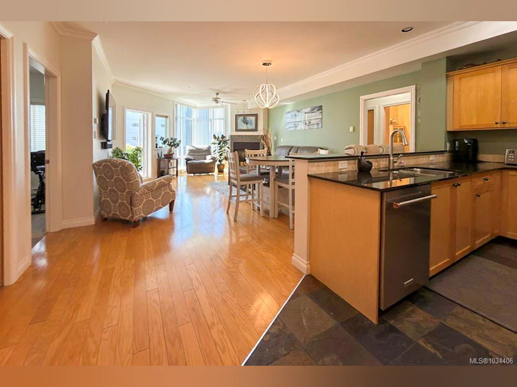 305-2676 S Island Highway, Campbell River, BC, V9W 1C7 - 7