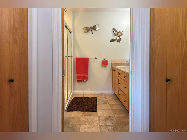 305-2676 S Island Highway, Campbell River, BC, V9W 1C7 - 11