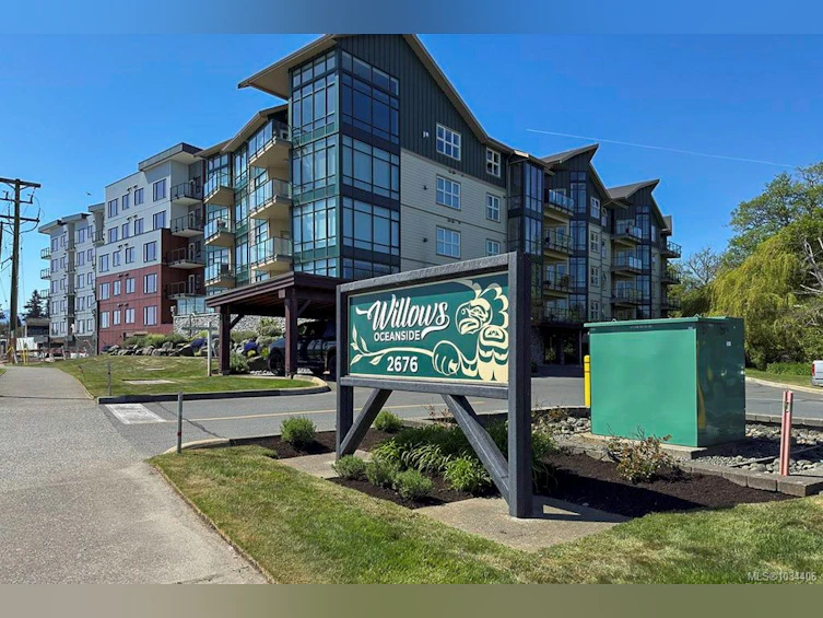 305-2676 S Island Highway, Campbell River, BC, V9W 1C7