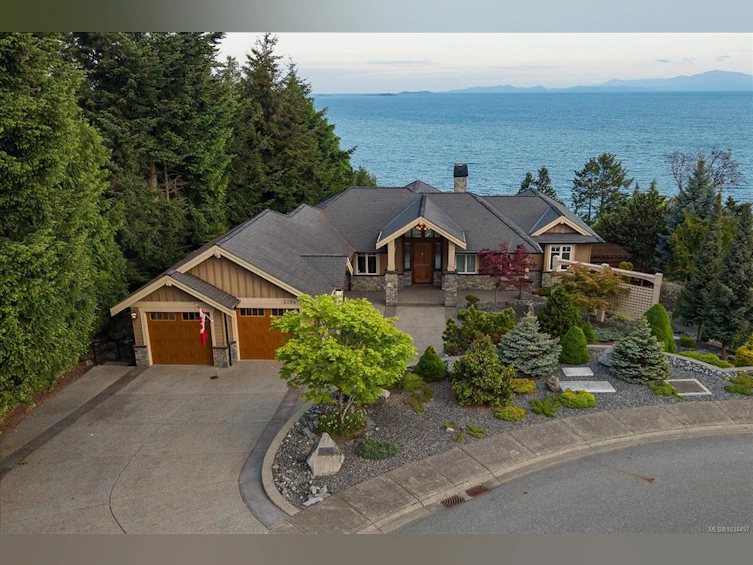 5084 Banning Court, Nanaimo, BC, V9V 0A2