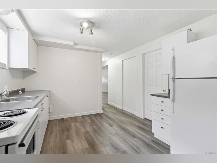 1773 Howroyd Avenue, Saanich, BC, V8P 3C2 - 35