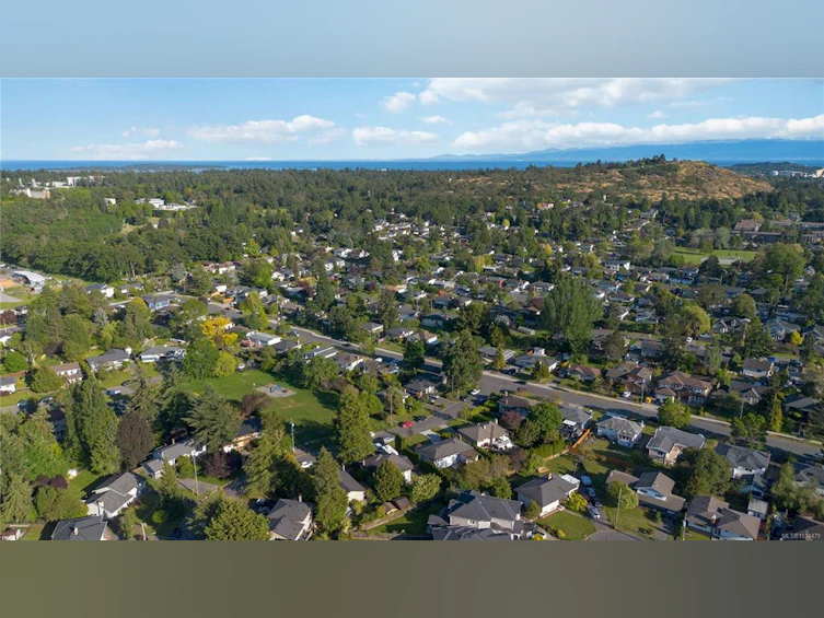 1773 Howroyd Avenue, Saanich, BC, V8P 3C2 - 65