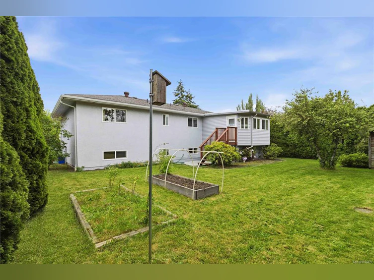 1773 Howroyd Avenue, Saanich, BC, V8P 3C2 - 46