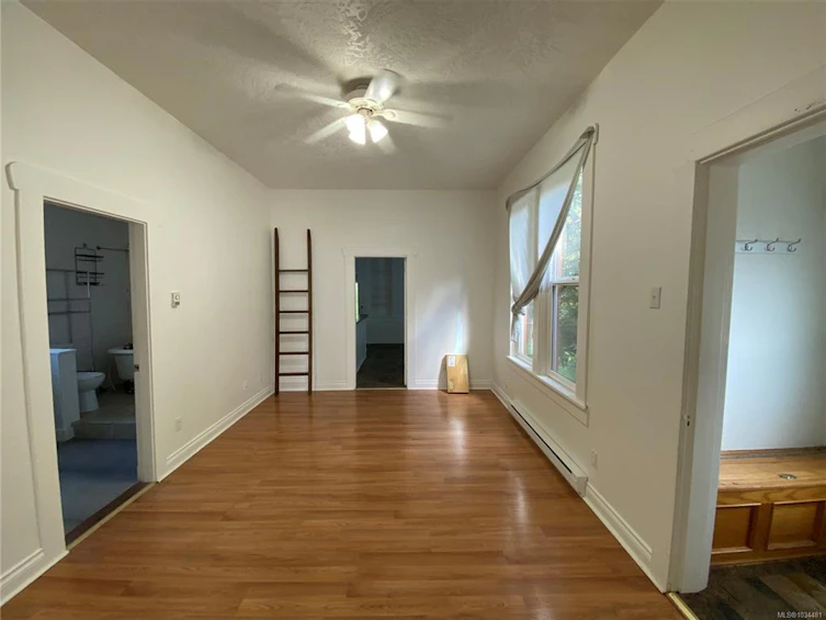 1729 Foul Bay Road, Victoria, BC, V8R 5A5 - 6