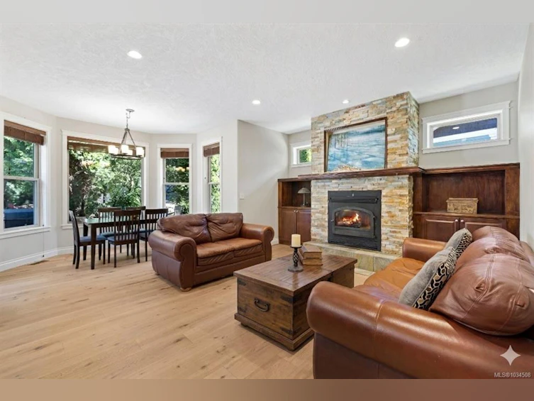 1635 Stone Lake Drive, Nanoose, BC, V9P 9L1 - 4