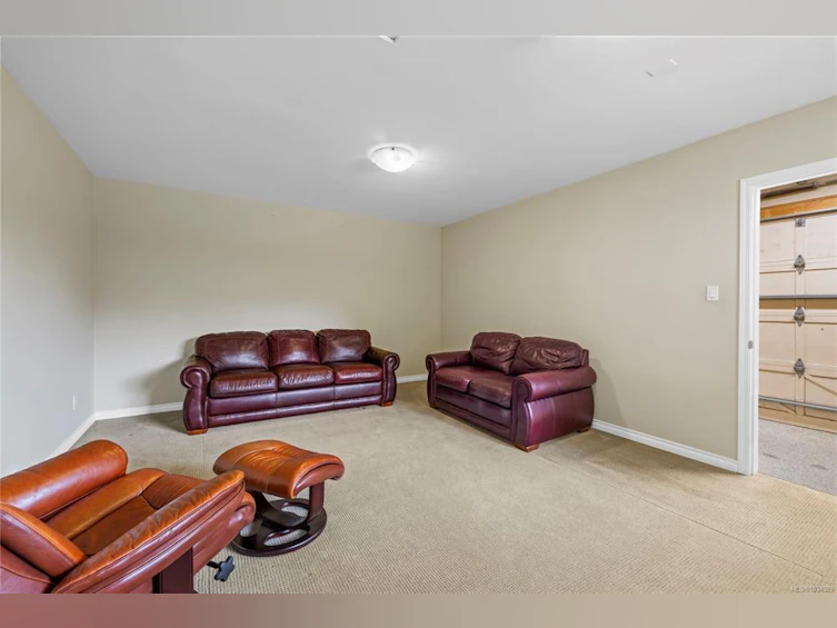 467 Rowan Drive, Qualicum Beach, BC, V9K 1K1 - 14