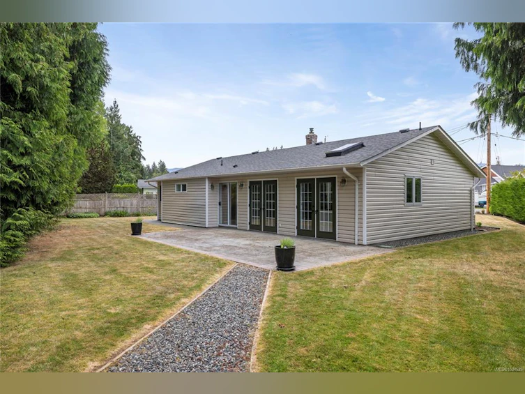 467 Rowan Drive, Qualicum Beach, BC, V9K 1K1 - 11