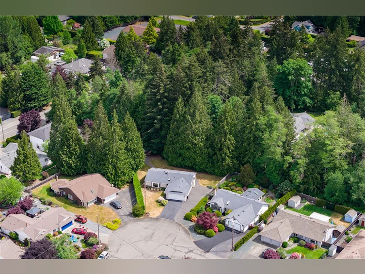 467 Rowan Drive, Qualicum Beach, BC, V9K 1K1 - 60