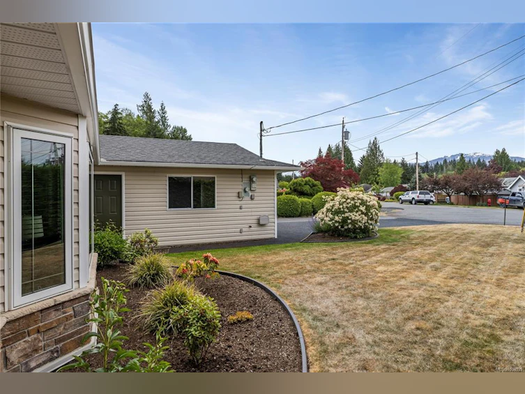 467 Rowan Drive, Qualicum Beach, BC, V9K 1K1 - 43
