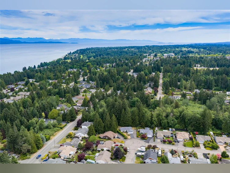467 Rowan Drive, Qualicum Beach, BC, V9K 1K1 - 10