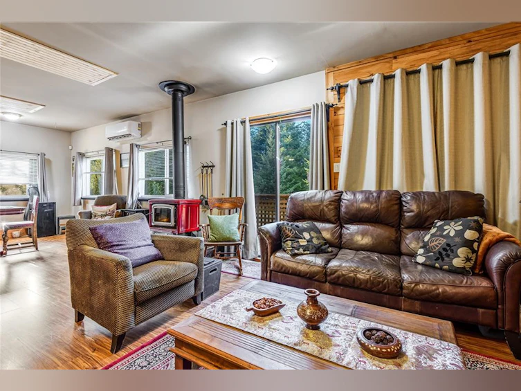 360 Cape Mudge Road, Quadra Island, BC, V0P 1H0 - 8