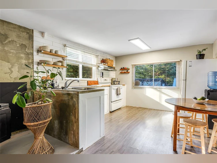 360 Cape Mudge Road, Quadra Island, BC, V0P 1H0 - 28