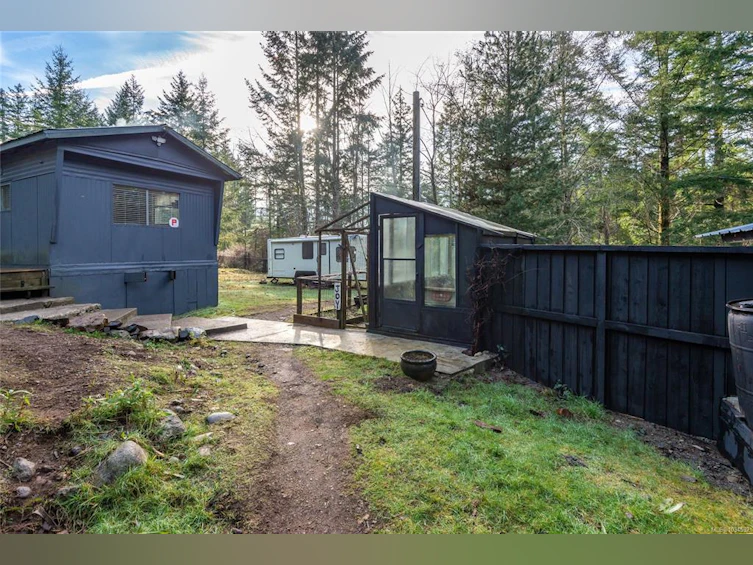 360 Cape Mudge Road, Quadra Island, BC, V0P 1H0 - 39