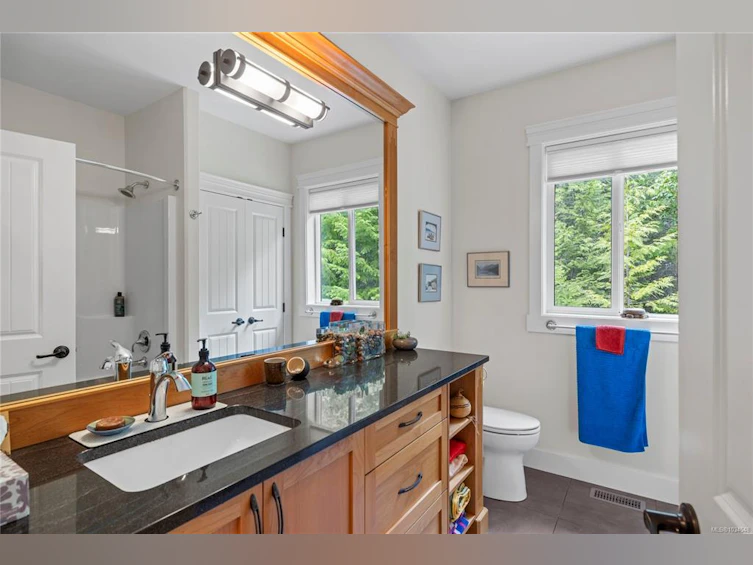 1703 Peligren Place, Qualicum Beach, BC, V9K 2S3 - 40