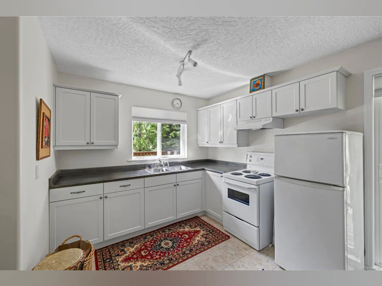 1703 Peligren Place, Qualicum Beach, BC, V9K 2S3 - 56
