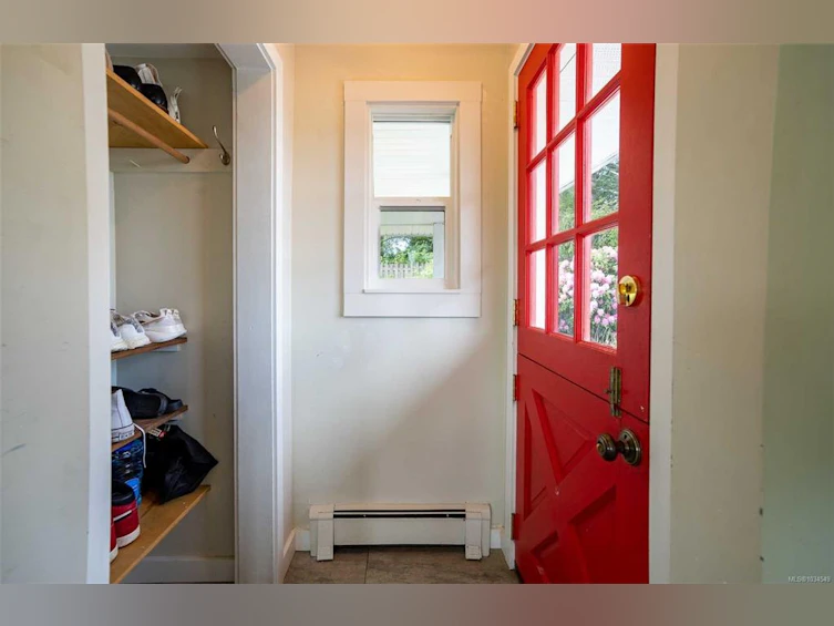 231 Otter Street, Ucluelet, BC, V0R 3A0 - 23