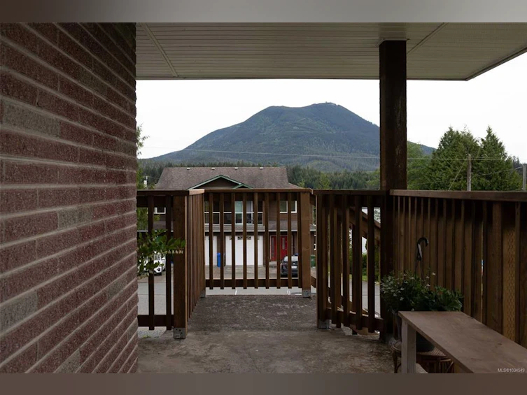 231 Otter Street, Ucluelet, BC, V0R 3A0 - 56