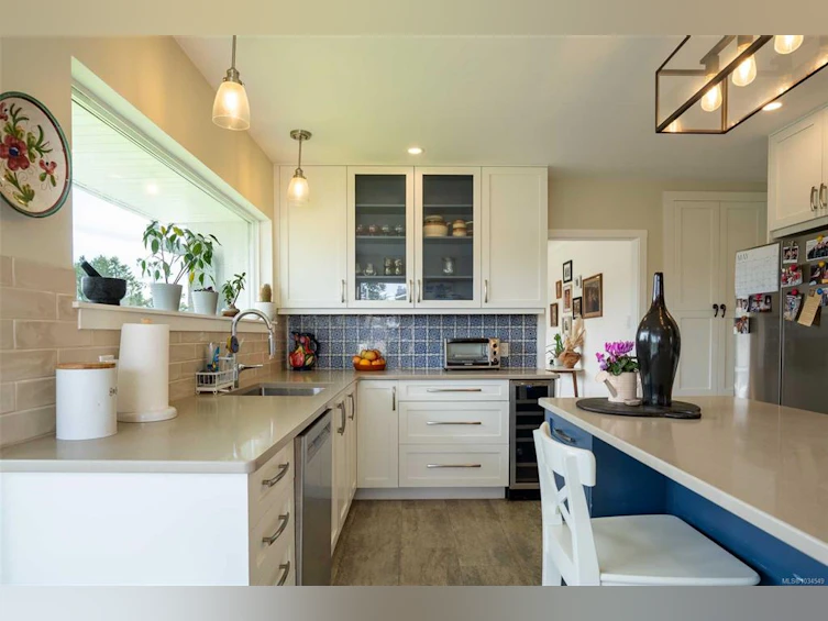 231 Otter Street, Ucluelet, BC, V0R 3A0 - 21