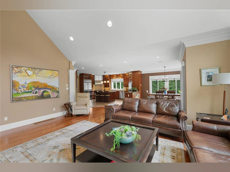 441 Glendower Road, Saanich, BC, V9E 2B9 - 25