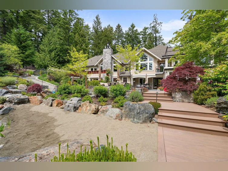 441 Glendower Road, Saanich, BC, V9E 2B9 - 10