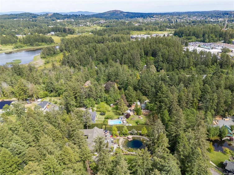 441 Glendower Road, Saanich, BC, V9E 2B9 - 97